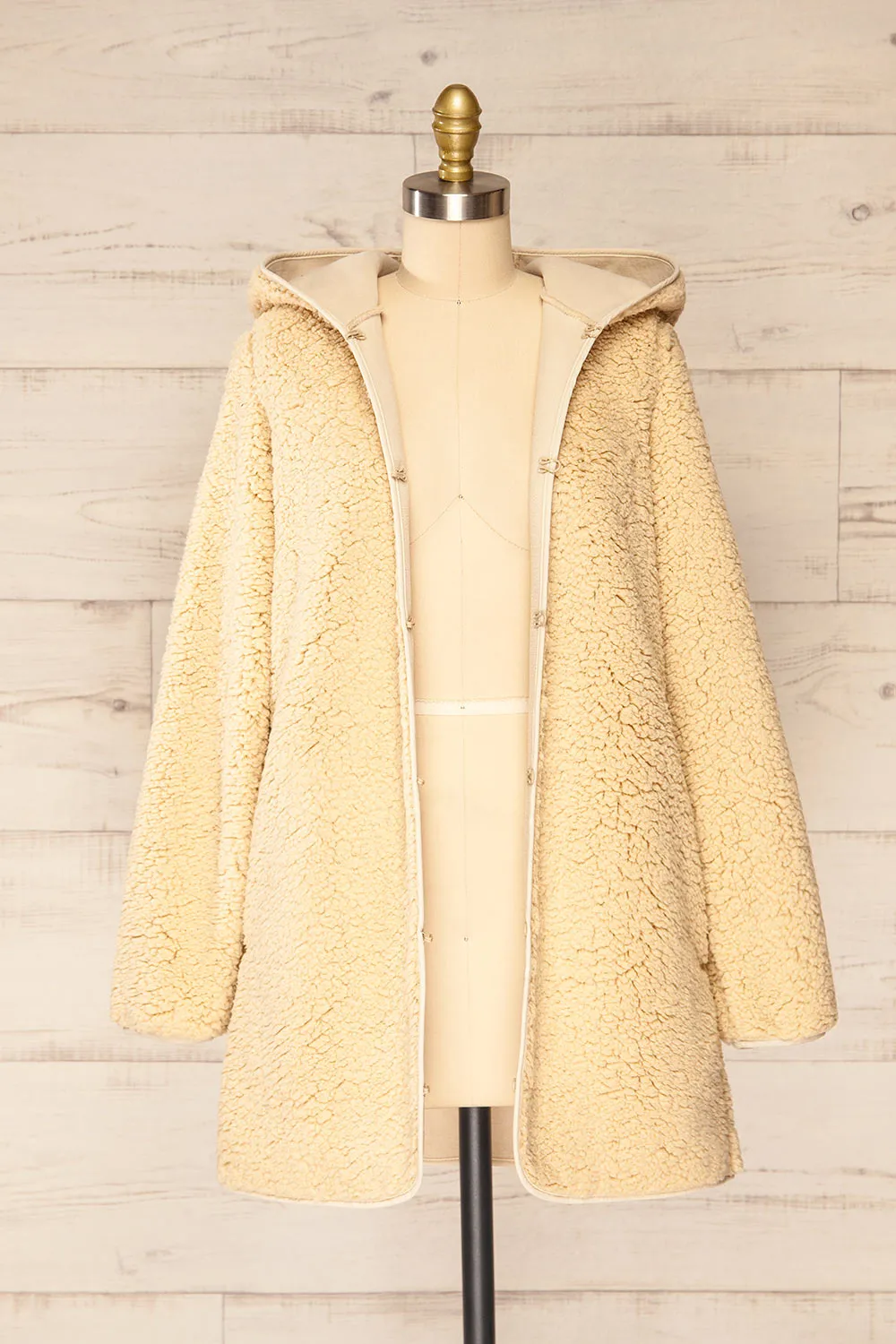 Amstelveen | Beige Fleece Coat w/ Hood and Pockets