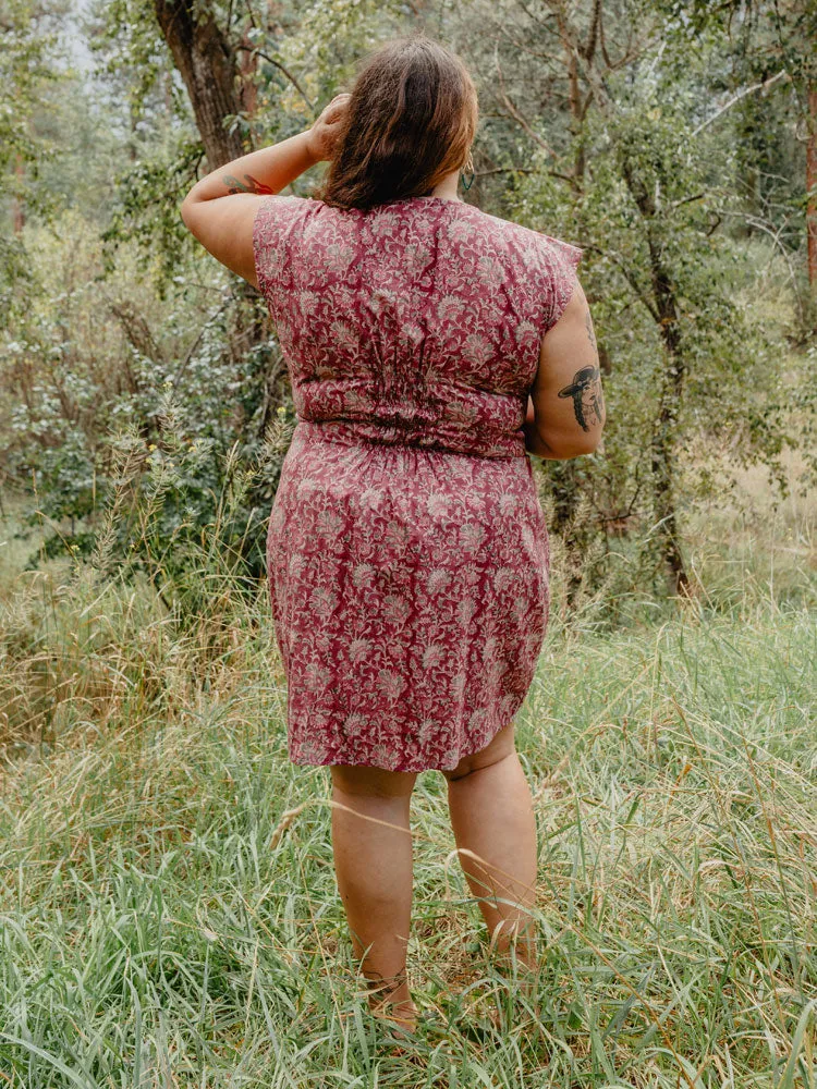 Artsy Traveler Dress - Magenta Vine