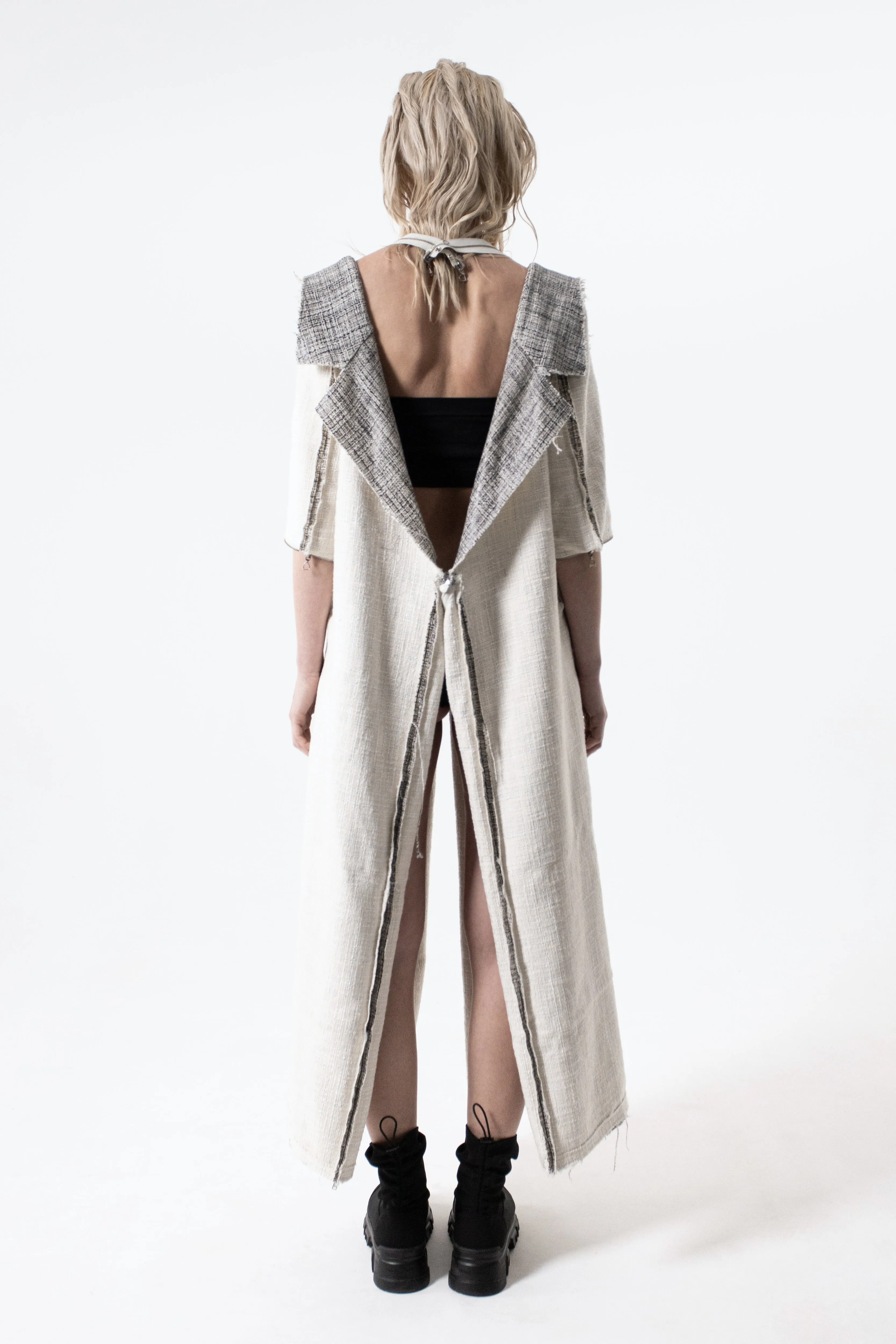 DUALITY 10-way transforming piece: coat / jumpsuit / vest / dress / 4 bags