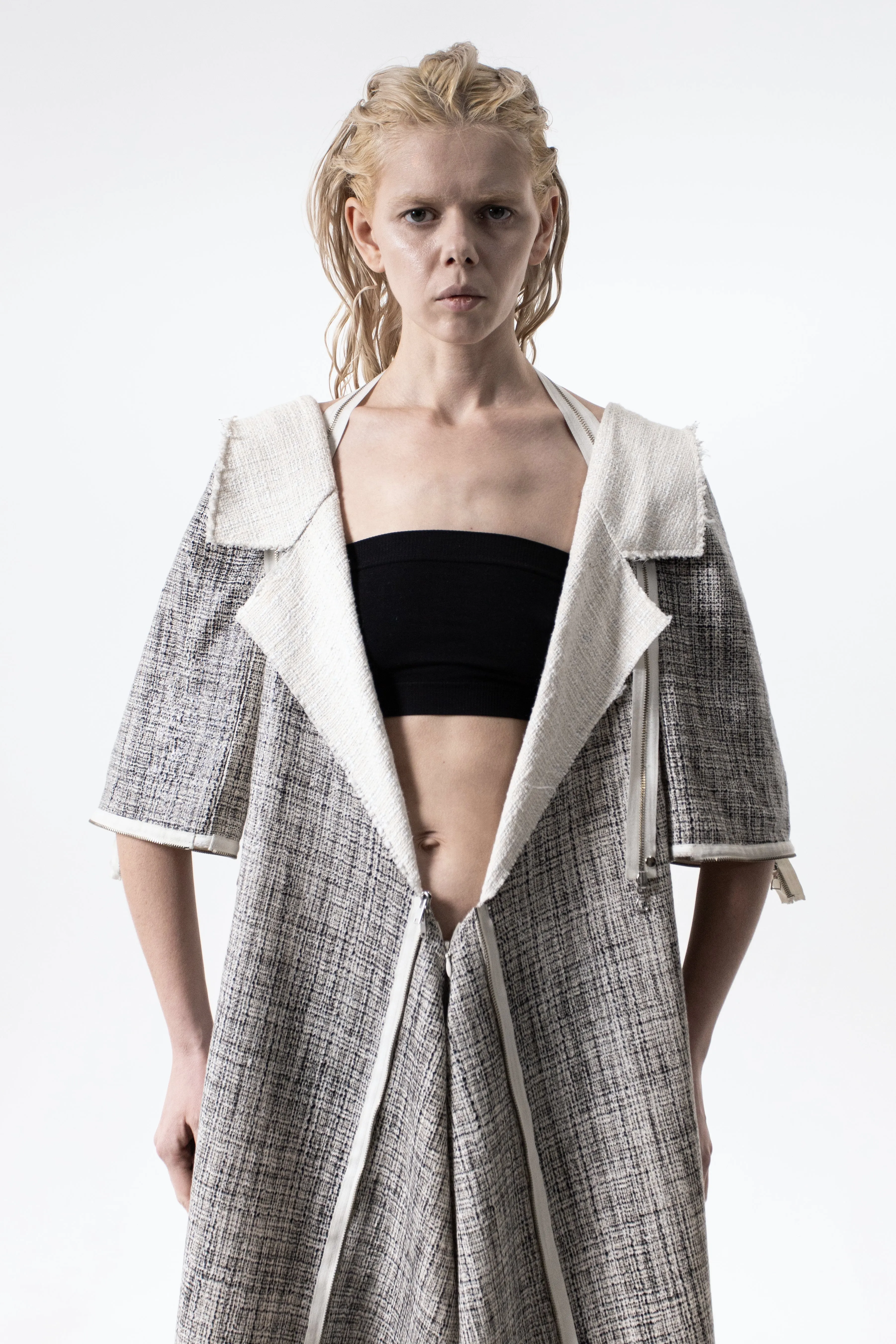 DUALITY 10-way transforming piece: coat / jumpsuit / vest / dress / 4 bags