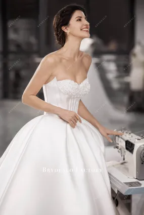 Elegant Mikado Flowers Sweetheart Neck Wedding Ballgown