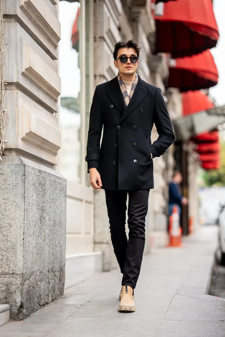 Sophisticated Men's Black Double-Breasted Coat